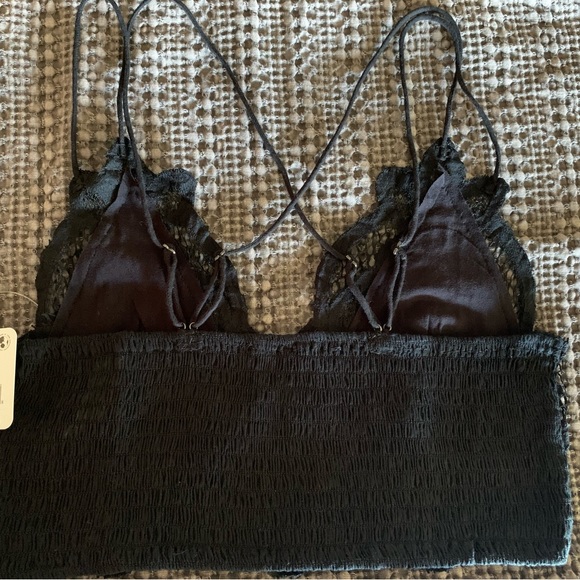 Free People Lace Bralette🖤 XS - Picture 2 of 7